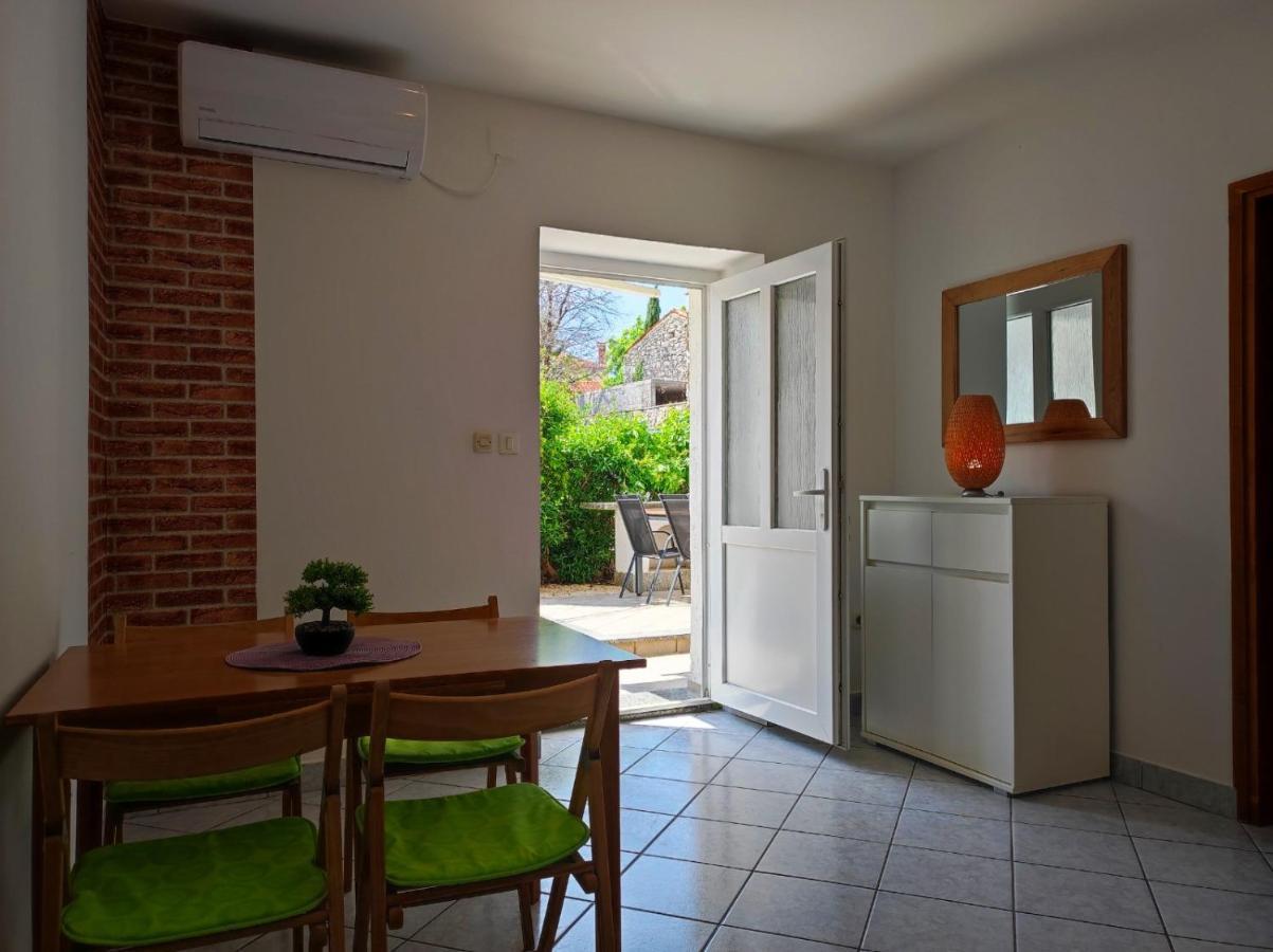 Apartment Rose Krk Town Kültér fotó