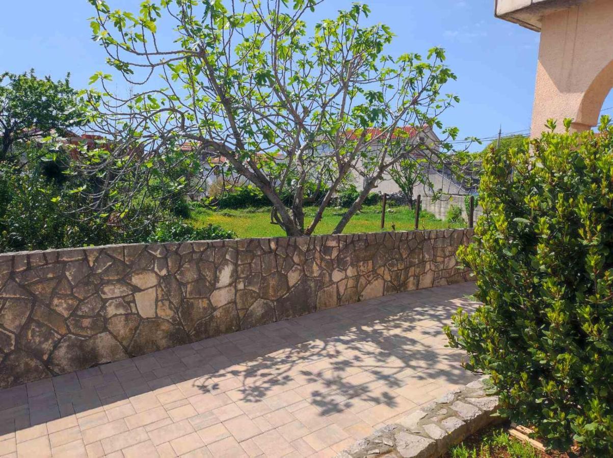 Apartment Rose Krk Town Kültér fotó